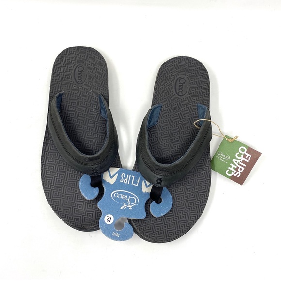 Chaco Kirk Wood black flops - Picture 2 of 6